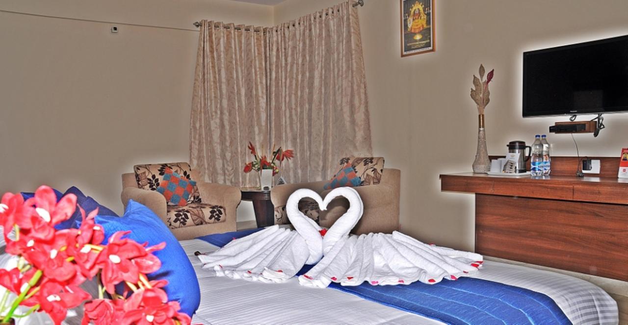 Hotel Mookambika Palace Kollur Exteriér fotografie