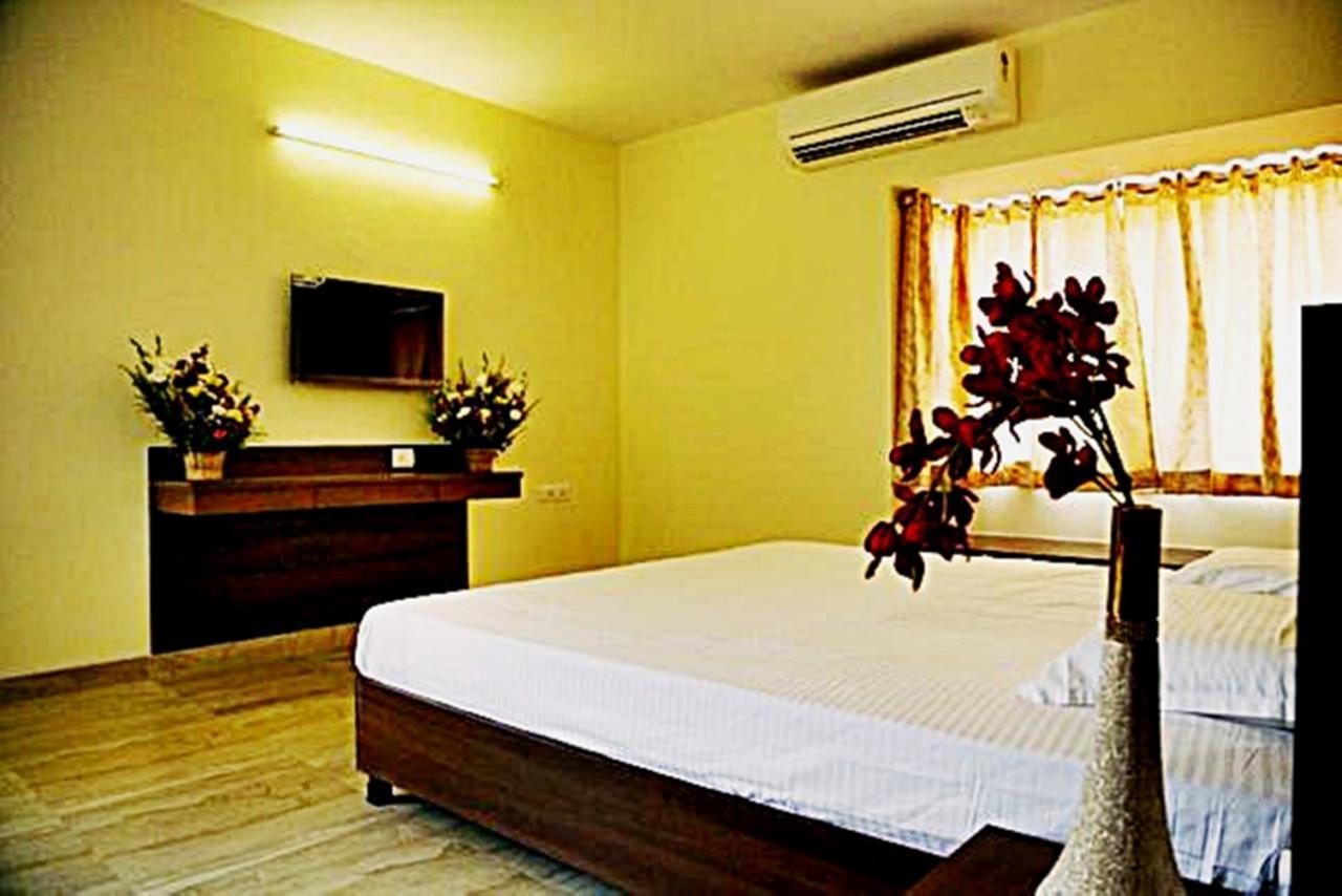 Hotel Mookambika Palace Kollur Exteriér fotografie
